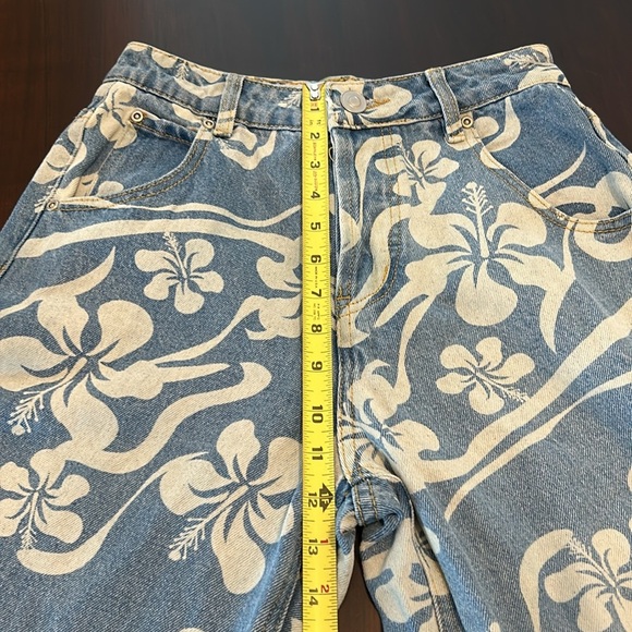 Tiger Mist Hawaiian Hibiscus High Waist Baggy Fit Button Fly Jeans - Picture 6 of 14